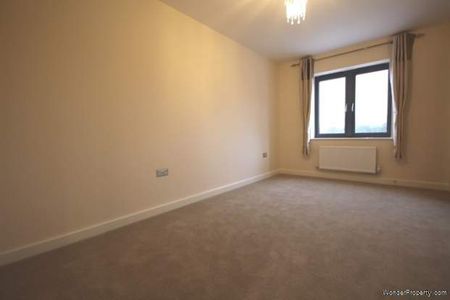 2 bedroom property to rent in Worcester - Photo 5