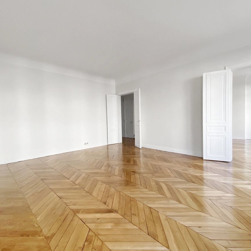 Rental Apartment Paris 8th - Photo 1