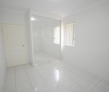 Spacious 2 bedroom apartment - Photo 2