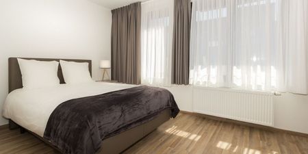 Appartement te huur in Brussel voor € 1.225 met 2 slaapkamers - Photo 2