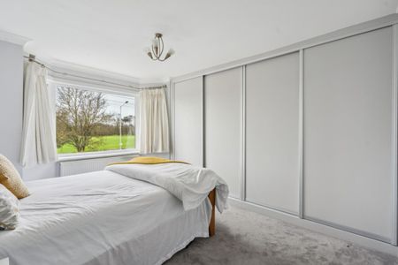 Upton Court Road - Photo 2