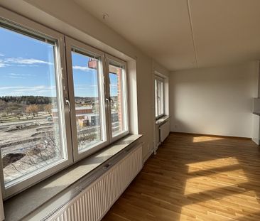 Mäldgatan, Järfälla - Photo 1