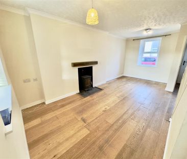 2 bedroom terraced house to rent - Photo 1