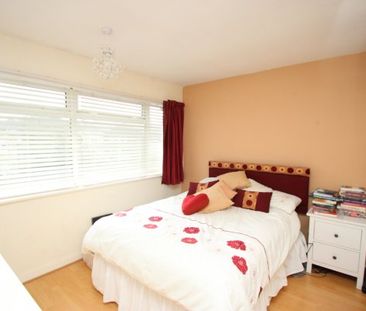 Sundale Avenue, Selsdon, CR2, Property for rent - Photo 2