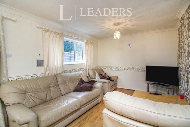 4 bedroom house to rent - Photo 1