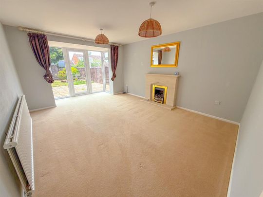 The Dormers, Swindon, Highworth - Photo 1