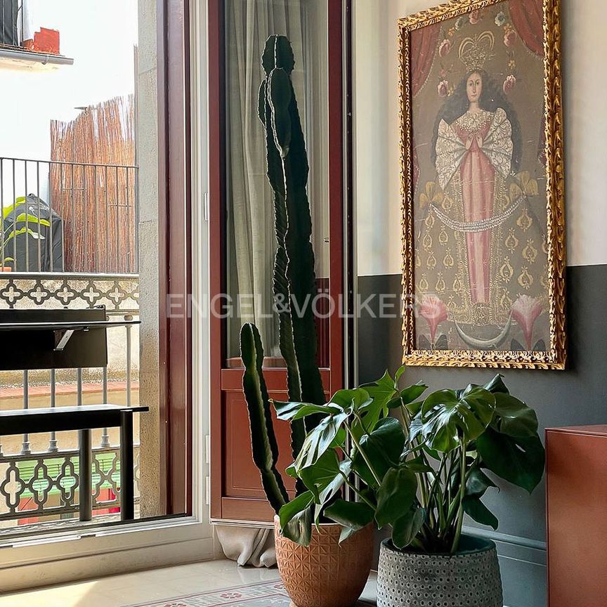 Piso de alquiler en Barri Gòtic - Photo 1