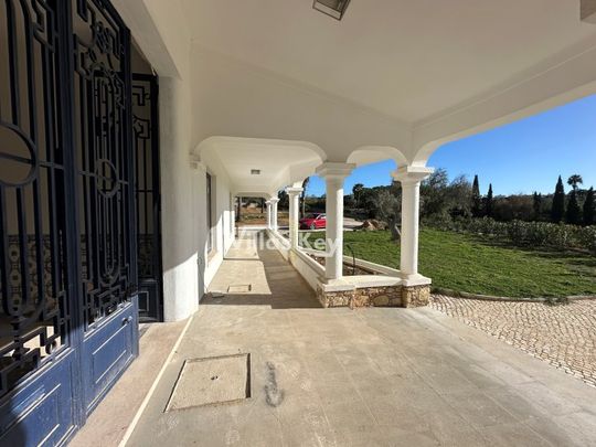 Moradia T8 em Faro - Photo 1