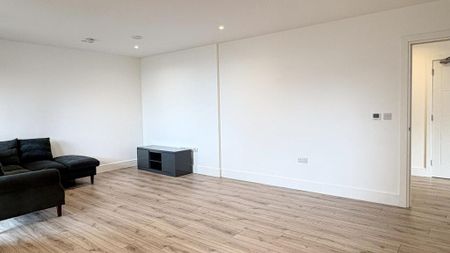 2 bedroom flat to rent - Photo 3