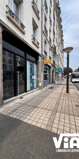 LOCAL REFAIT EN HYPER CENTRE VILLE - Photo 1