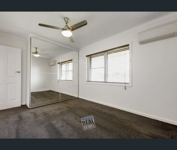 Spacious 4 x 1 with a lot to love! - Photo 2