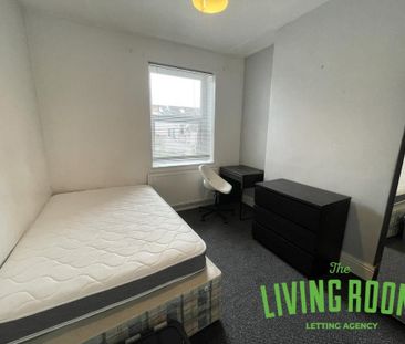 6 bedroom house to rent - Photo 3
