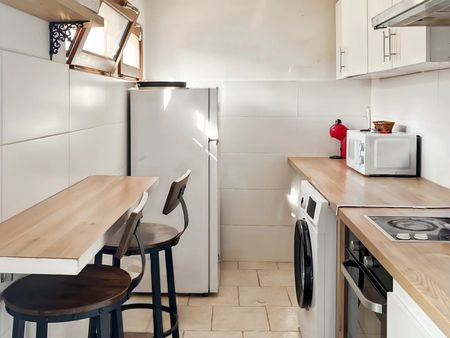 Location Appartement 6 pièces 92m² NICE 06300 - Photo 4