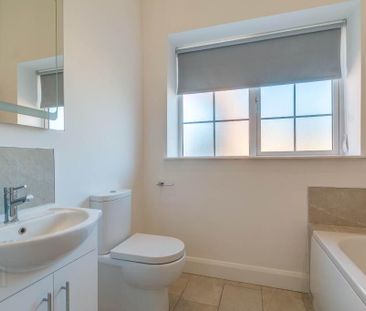 The Gate House, 118C Princetown Road, Bangor, BT20 3TG - Photo 4