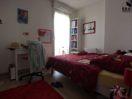 Location Appartement 4 pièces 77m² TOURS 37100 - Photo 3