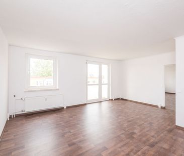 Zwei Balkone / Große Wohnung / Ruhige Lage - Photo 2