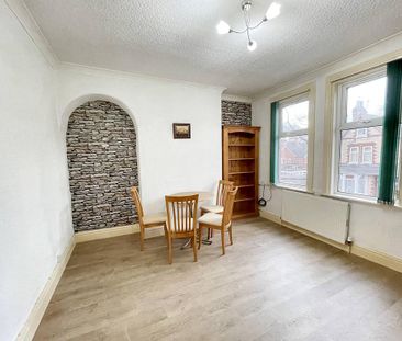 2 bedroom flat to rent - Photo 3