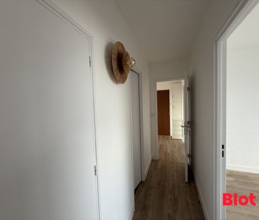Location Appartement 5 pièces 106m² RENNES 35000 - Photo 4