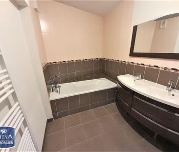 Location Appartement 4 pièces 81m² BEAUMONT 63110 - Photo 6
