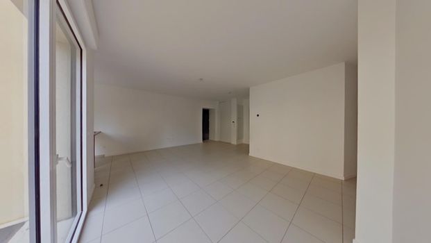 Location Maison 4 pièces 112m² POITIERS 86000 - Photo 1