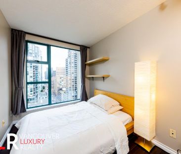 Condo in Downtown Vancouver, BC - Photo 3
