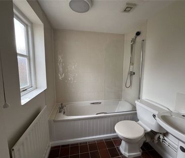 A 2 bedroom terraced cottage with a double garage and off-street pa... - Photo 6