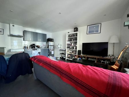 Location Maison 3 pièces 49m² AUBIERE 63170 - Photo 2