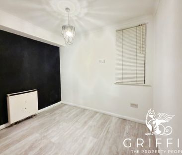 Rookley Court, Linnet Way, Purfleet, RM19 - Photo 4