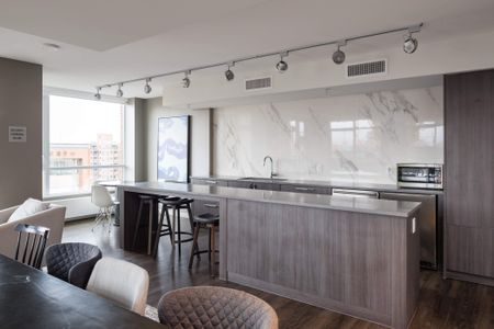 183 East Georgia Street, Vancouver - Photo 2