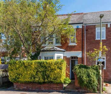 3 bedroom detached house to rent - Photo 2