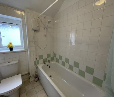 Studio to rent - Photo 5