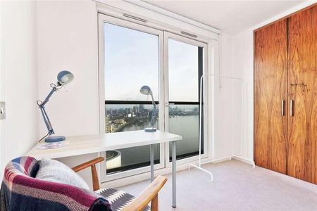 New Providence Wharf, Fairmont Avenue, Blackwall, London, E14 - Photo 2