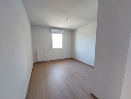 location Appartement T3 DE 60.9m² À BENESSE MAREMNE - Photo 2