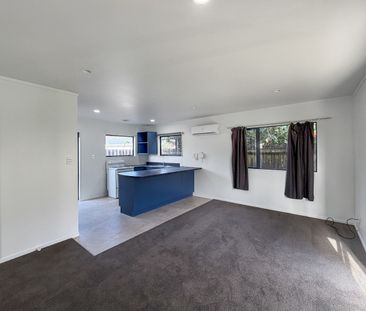 3-Bedroom Unit for Rent in Mangere - Photo 1