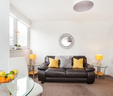 73F Charlotte Street, Aberdeen, AB25 1LY - Photo 2