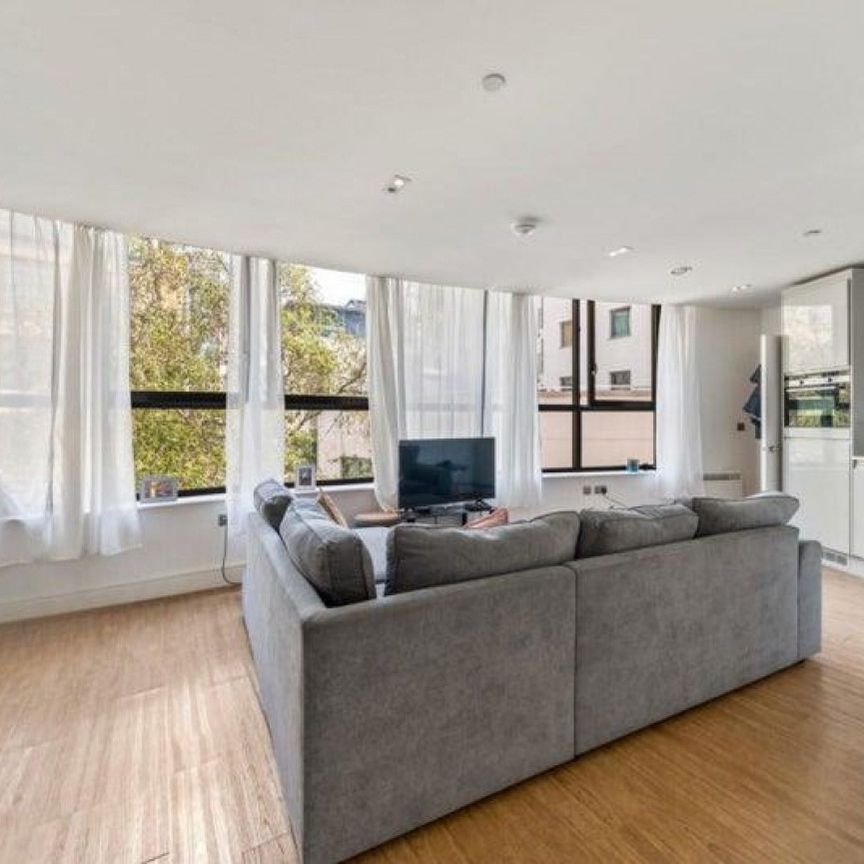 Red Lion Square, London - Photo 1