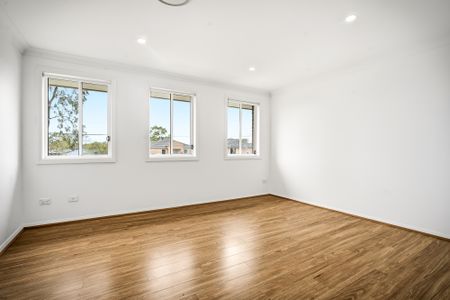 1/30 Napier Street, Rooty Hill NSW 2766 - Townhouse For Rent | Domain - Photo 2