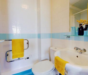 Gold En Suite - Photo 4