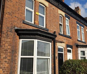 Town Centre Property Room 5 - Photo 6