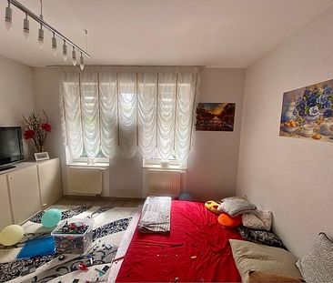 Großzügige 4-Zimmer-Wohnung in zentraler Lage von Marklohe! - Photo 4