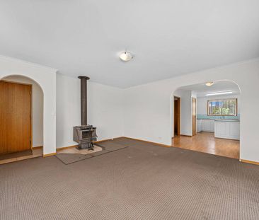 Charming Family Home in Prime Brighton Location - Photo 5
