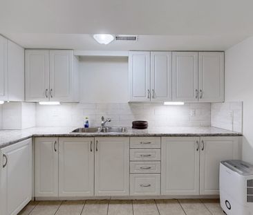 For Lease - 246 Elizabeth Street, Oshawa, Ontario - Photo 5