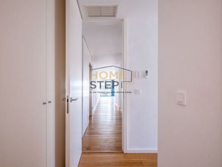3 room luxury Flat for rent in Canidelo, Vila Nova de Gaia, Distrito do Porto - Photo 3