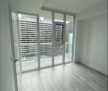 33 Helendale Avenue #716 - Photo 6