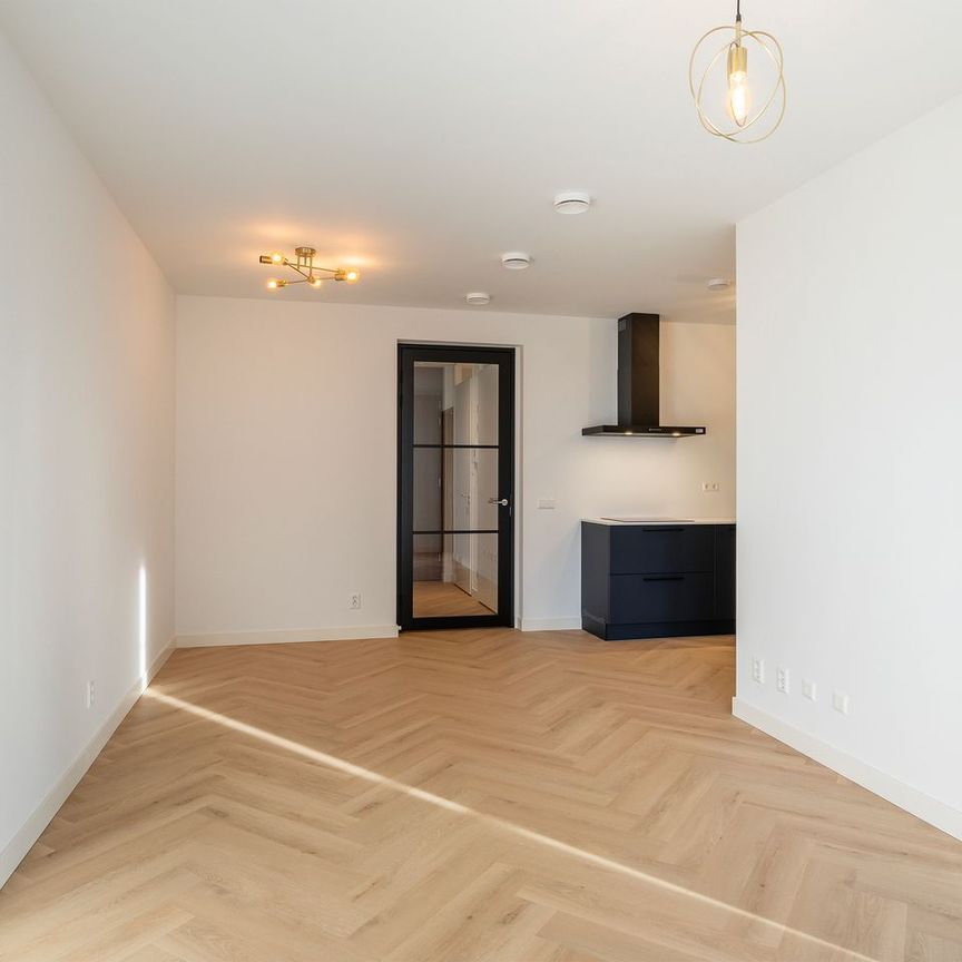 Appartement te huur: Baan 34-D12 3011 CB Rotterdam - Photo 1