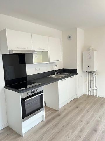 Location Appartement 3 pièces 69m² DOUAI 59500 - Photo 4