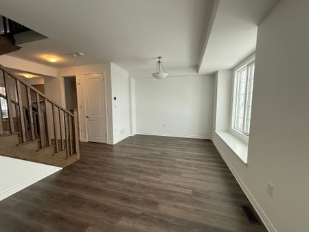 For Lease - 4 Sweet Maple Drive, Caledon, Ontario - Photo 2