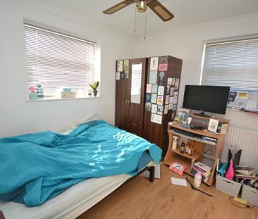 3 bedroom house share to rent - Photo 4