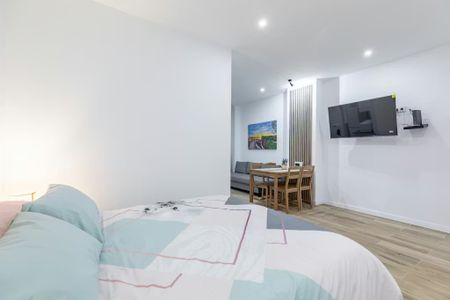 Avinguda de Sant Josep de la Muntanya, Valencia, Valencian Community 46008 - Photo 4