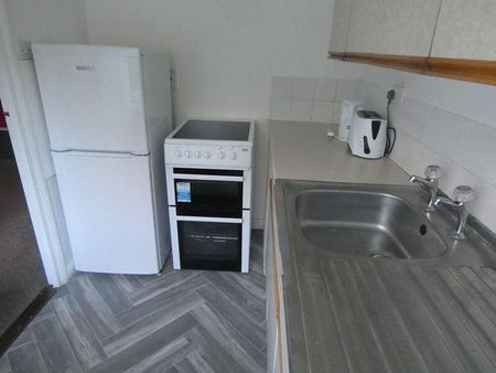 The Sanderlings, Ryhope, Sunderland, Tyne and Wear, SR2 0NU - Photo 4